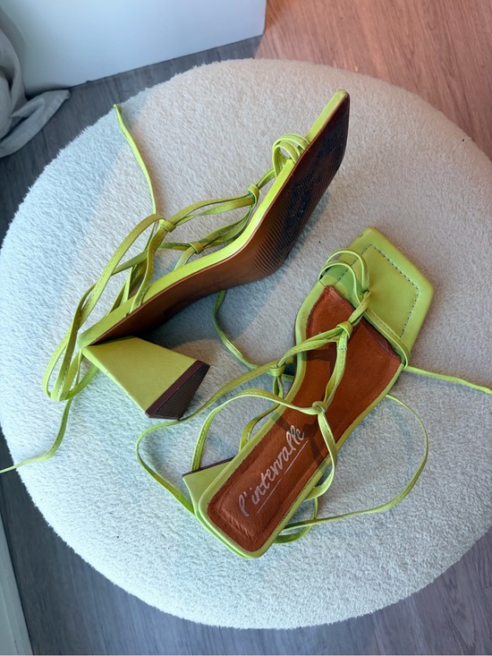 L'INTERVALLE Shoes - L'INTERVALLE Neon Lime Lace-Up Block Heel Sandals